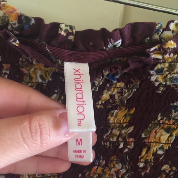 Cute Small Top - Picture 2 of 2